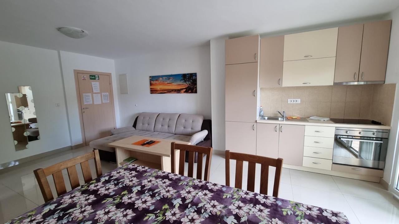 Apartments Bellator 실로 외부 사진