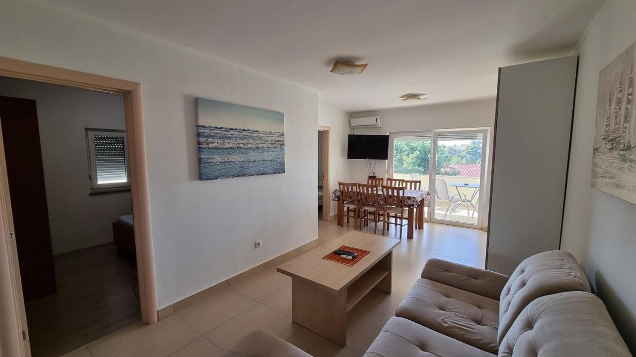 Apartments Bellator 실로 외부 사진