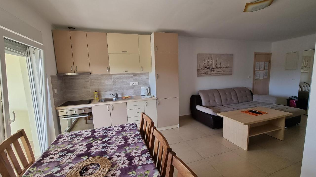 Apartments Bellator 실로 외부 사진