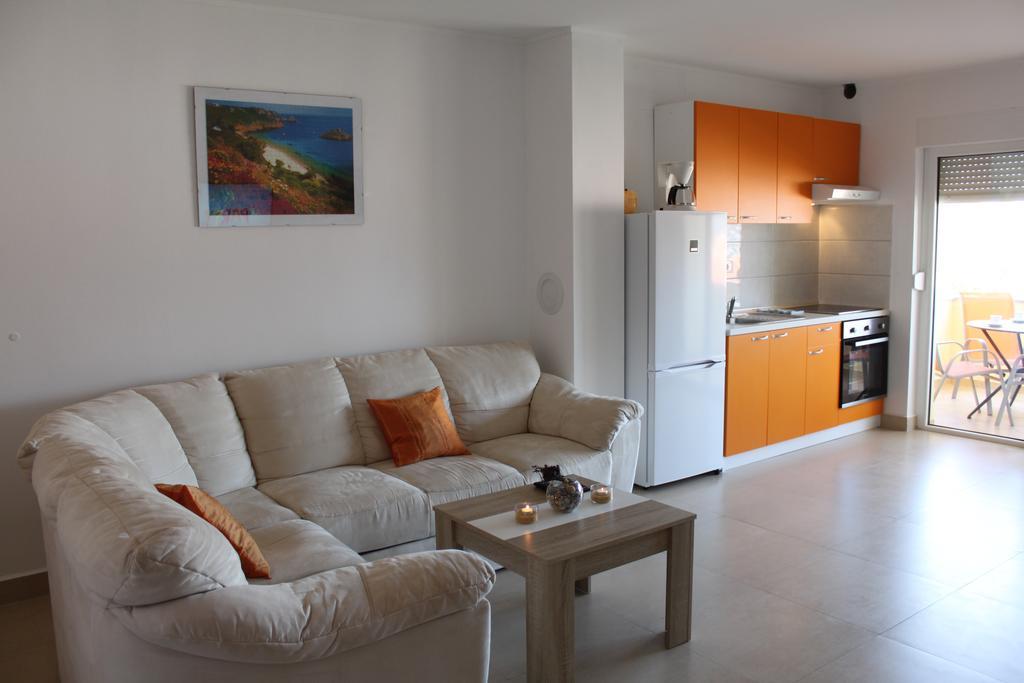 Apartments Bellator 실로 외부 사진