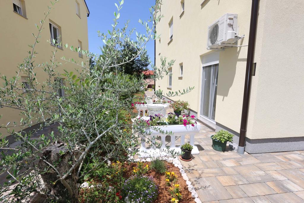 Apartments Bellator 실로 외부 사진