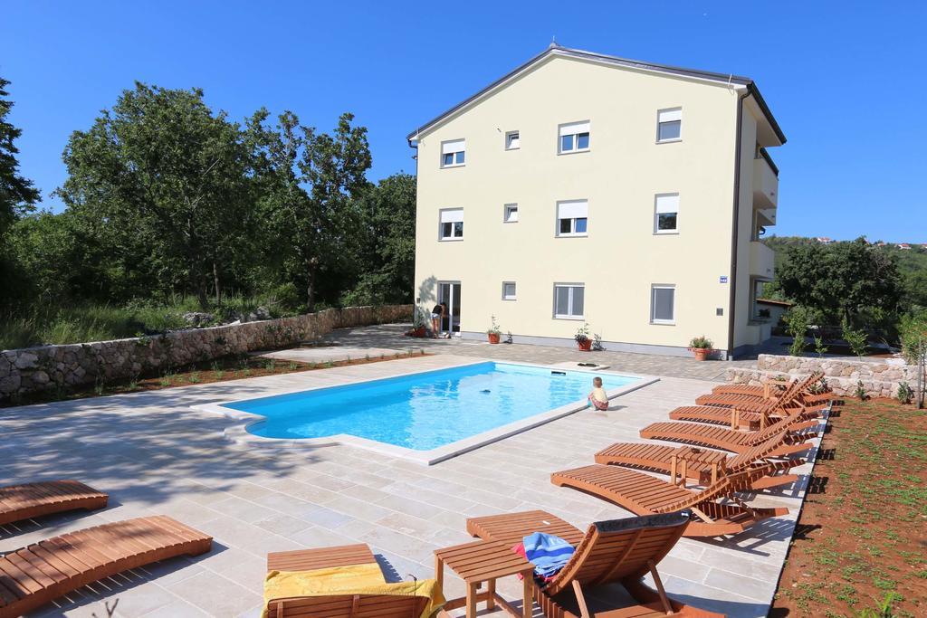 Apartments Bellator 실로 외부 사진